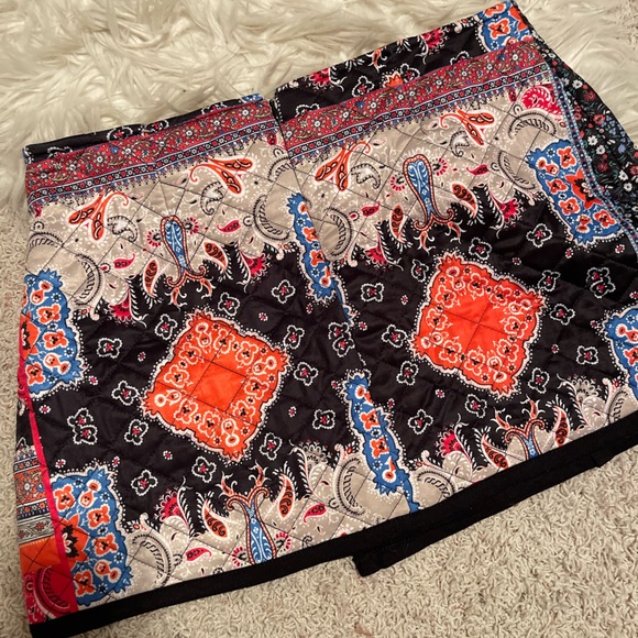 Skirt - Picture 4 of 5